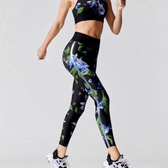 ultracor Pants - ultracor NWT Fern Ultra High Legging Floral Cerulean Rare Exclusive L